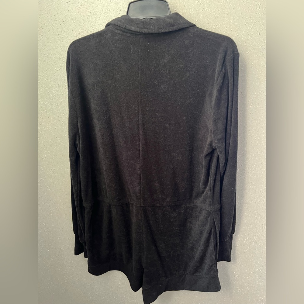 New Danielle Bernstein Black Terry Long Sleeve
Romper Size Small - Picture 4 of 10